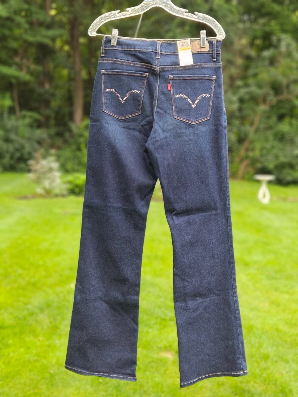 Levis 10 M Perfectly Slmming bootcut sparkle pocket detail NWT